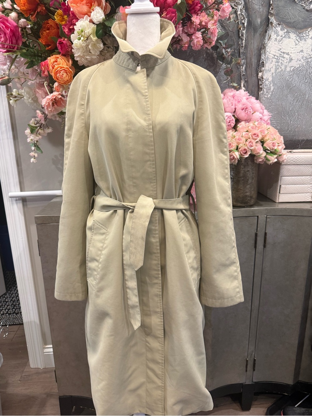 Burberry Vintage Trench Coat - Picture 6 of 7